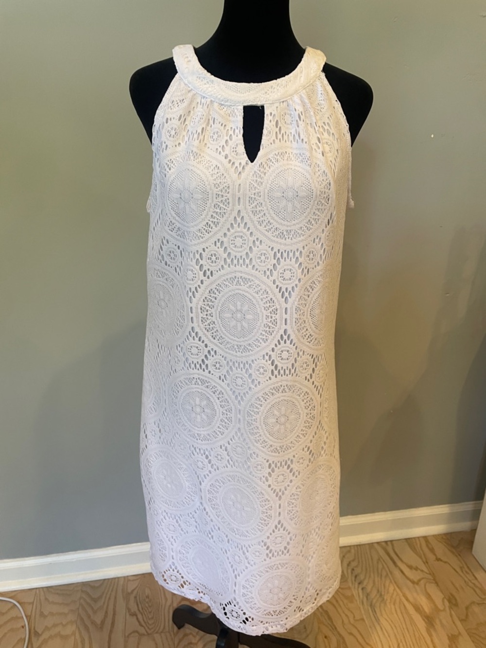 White lace Halter Shift Dress like new medium